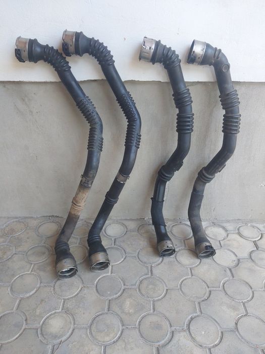 Патрубок інтеркулера 1.5dci лівий  Dacia/Duster/Renault/Kangoo/Clio