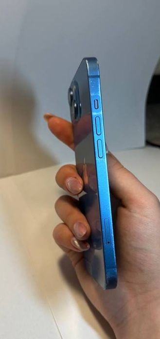 Продам айфон 13/128 iphone 13/128