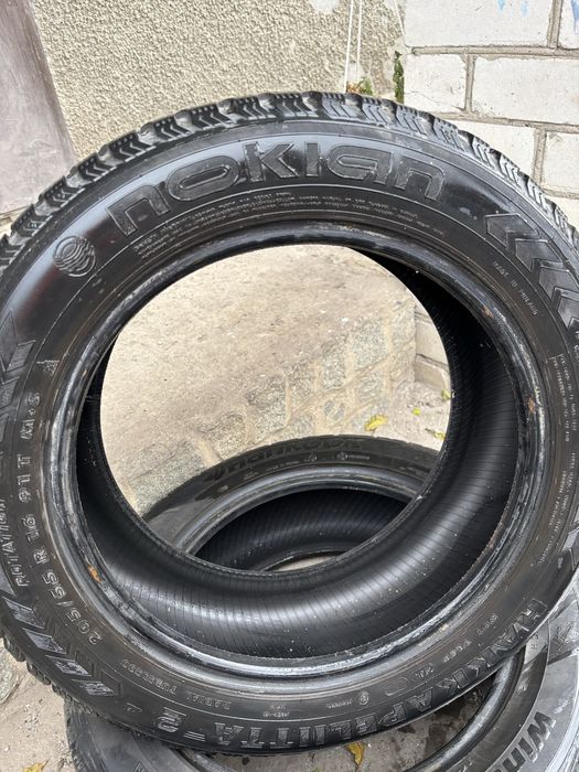Шипована резина 205/55R16