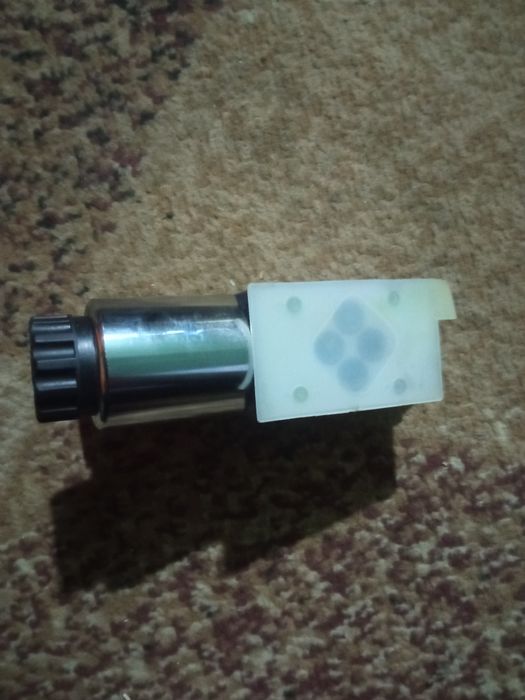 Гідророзподільник