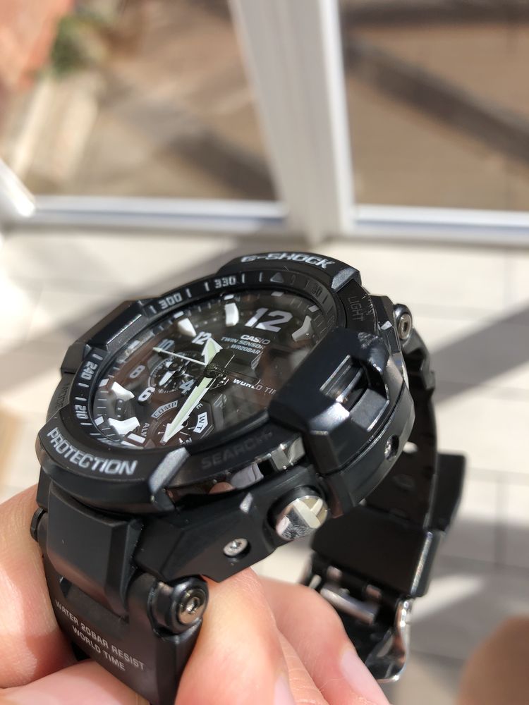 часы Casio G-Shock GA-1100-1AER Касио годиник