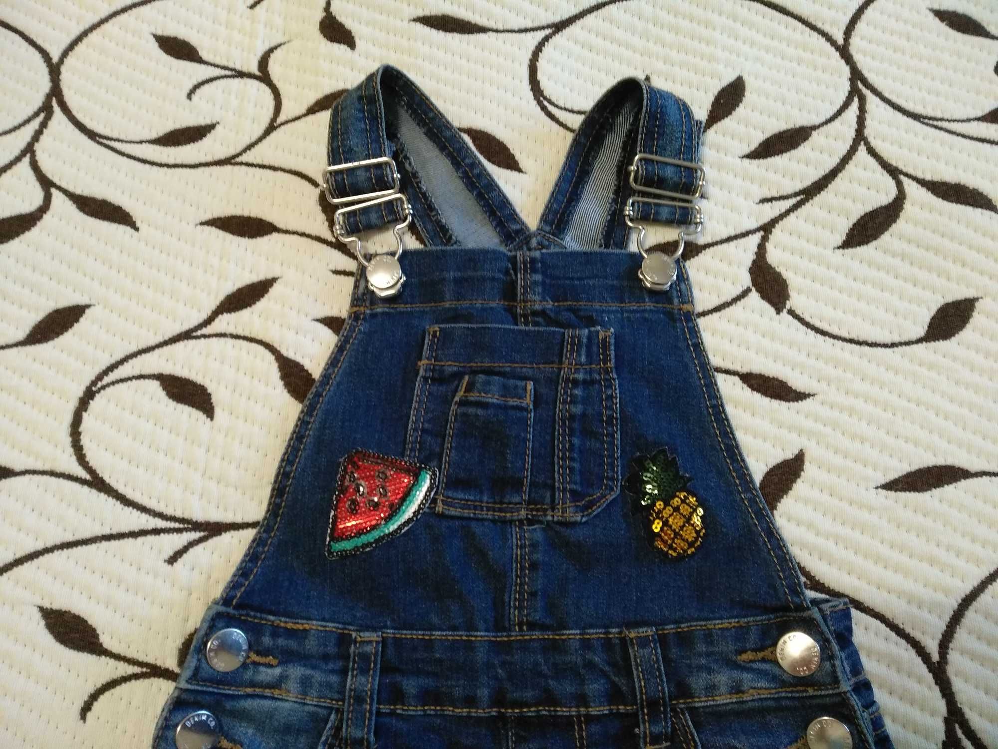 Комбинезон шортами джинсовый на девочку 2-3 лет, фирмы Denim Co