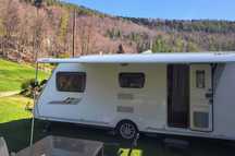 Przyczepa kempingowa Swift Charisma 560, markiza, mover, ciemne szyby