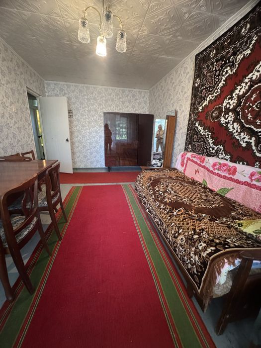 Сдам  Трехкомнатную  квартиру на Юбилейной улица Покровская.
