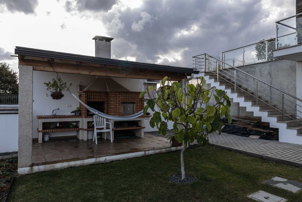 Moradia T4 com Arquitetura de Sonho e Luminusidade Ímpar