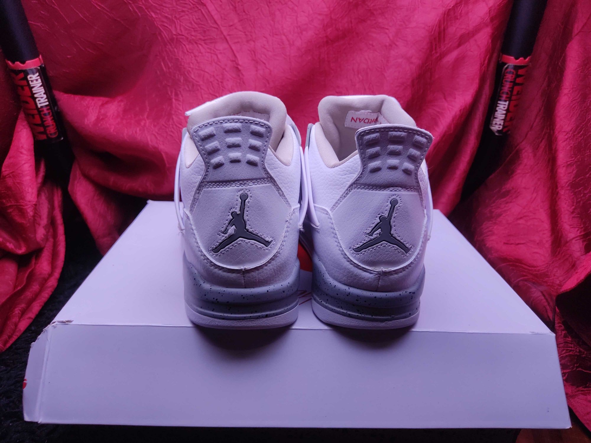 Tênis Jordan 4 retro
