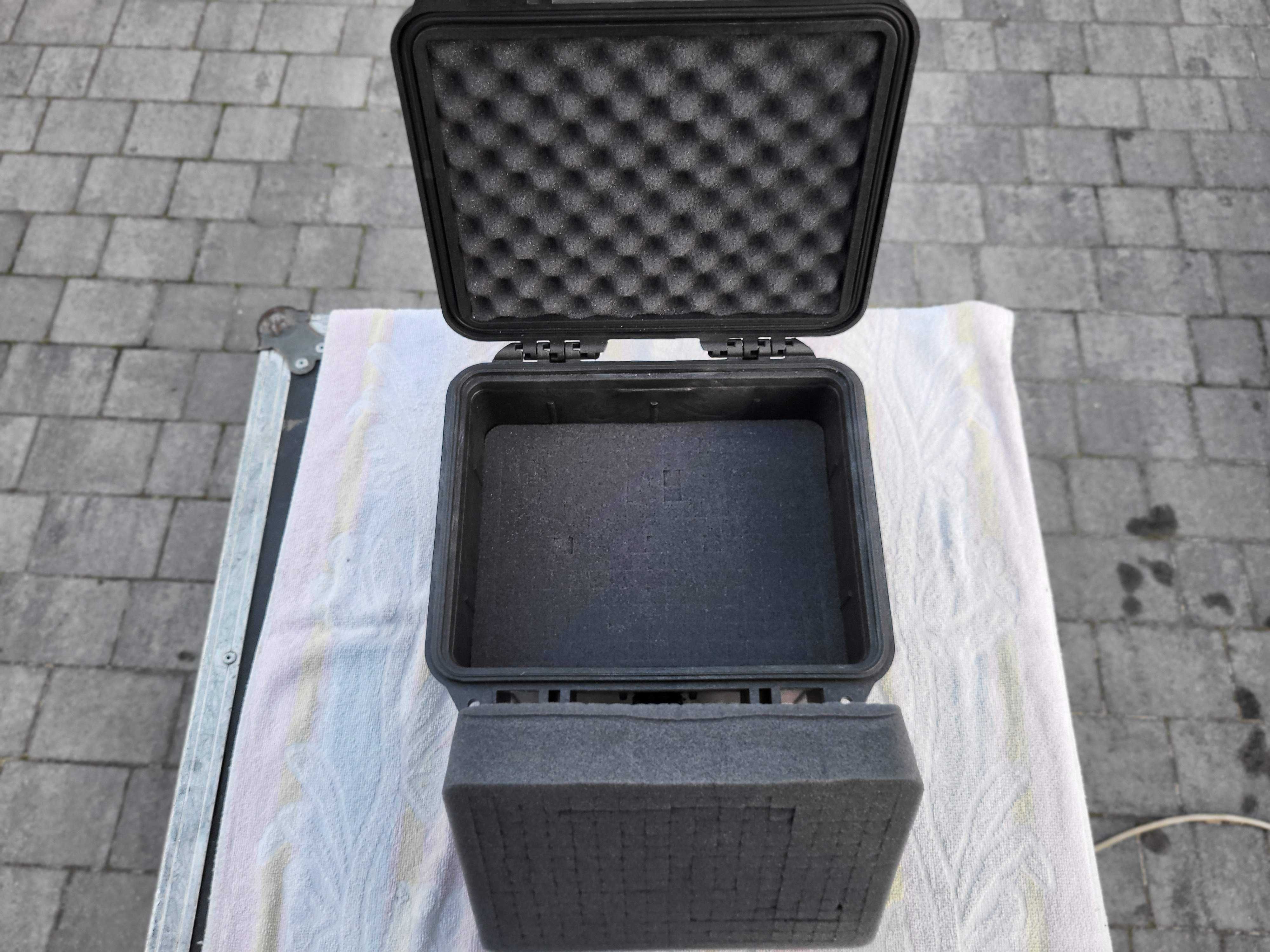 PELI 1300 czarna NOWA PIANKA / black Pelican walizka, FAKTURA  nr2