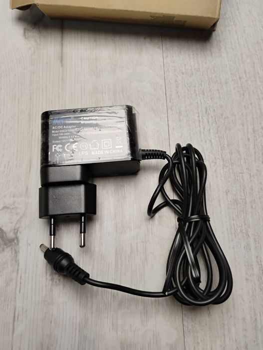 Zasilacz KFD Q36CV 12 V 2 A