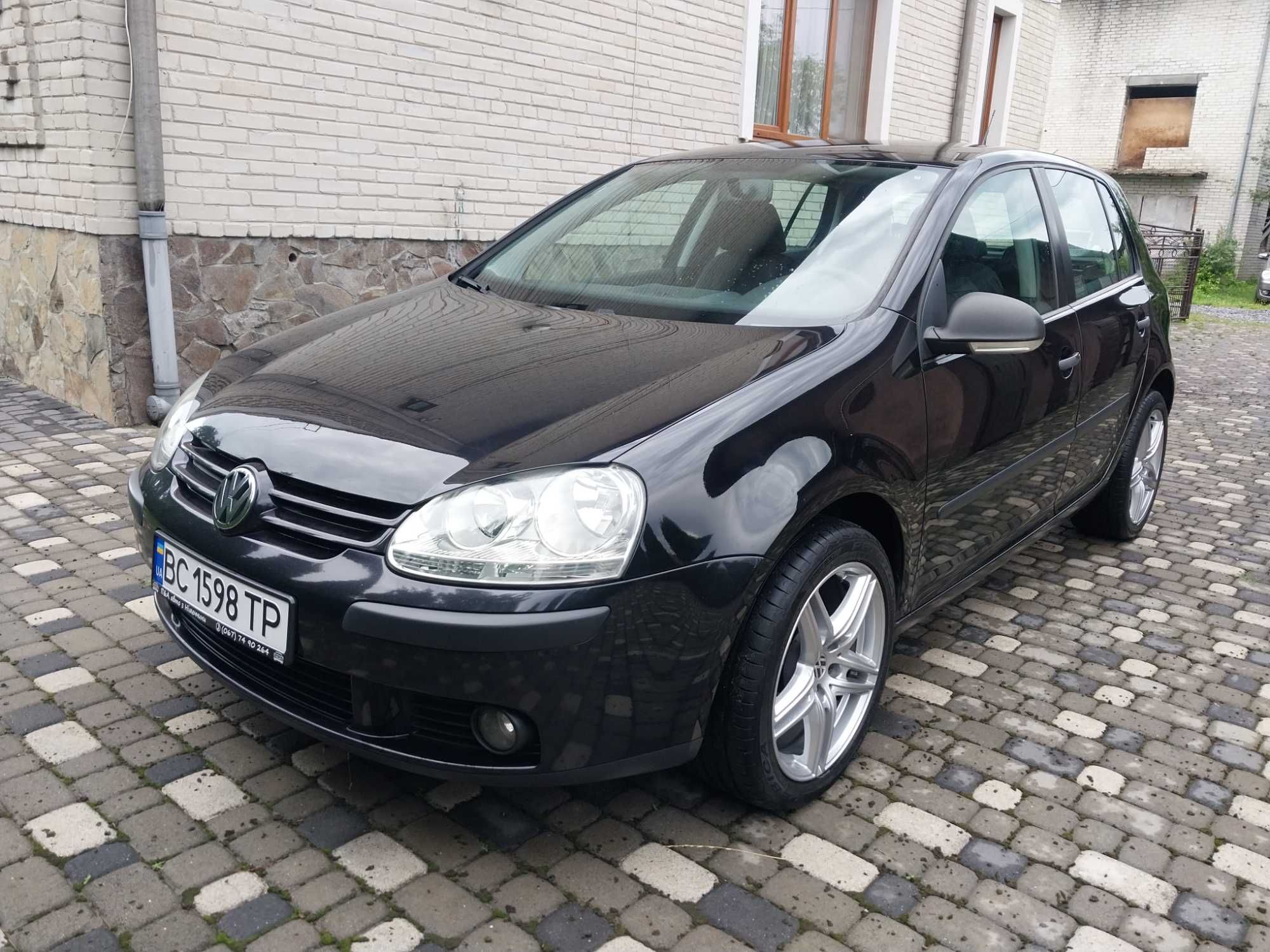 Volkswagen Golf 5 1.6 mpi