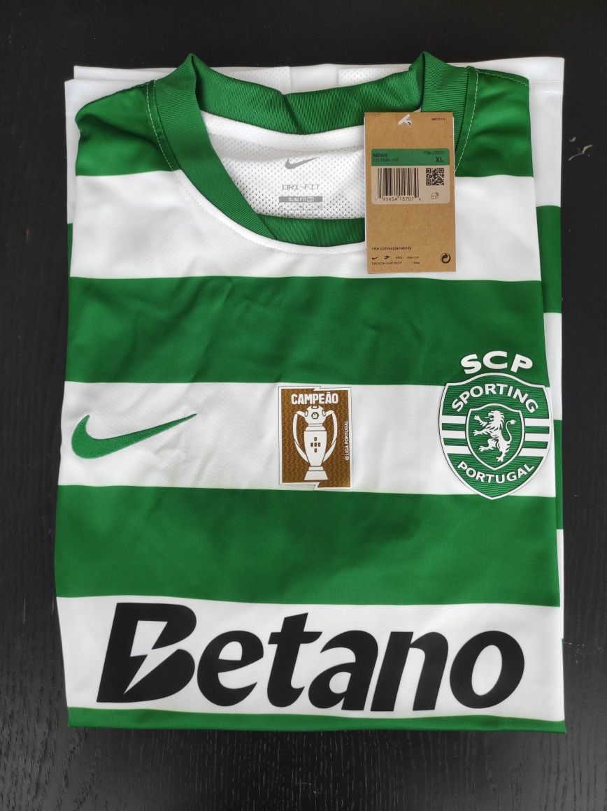Camisola do Sporting, época 25/26, tamanho M, com o Nome: Vânia, N°10