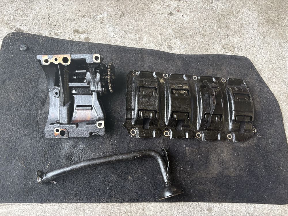 Pompa oleju olejowa  smok bmw e46 e39 m52 m54 2.0 2.2 2.5 2.8 3.0