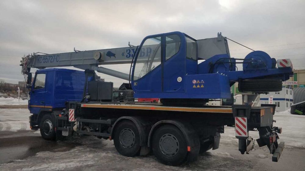 Ремонт кранів, маніпуляторів, екскаваторів та військової спецтехніки