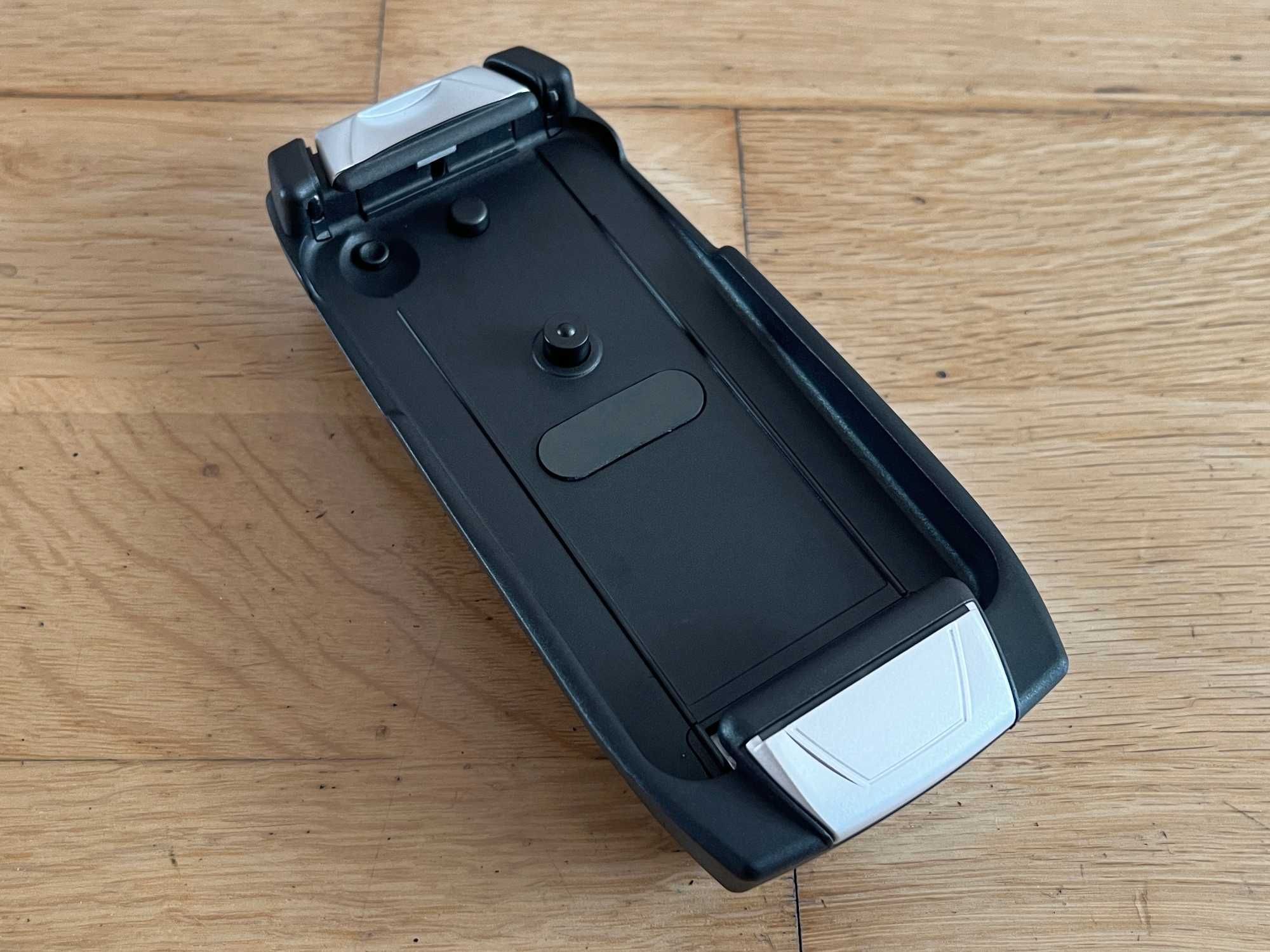 Mercedes Class C W204 Suporte para iPhone 4