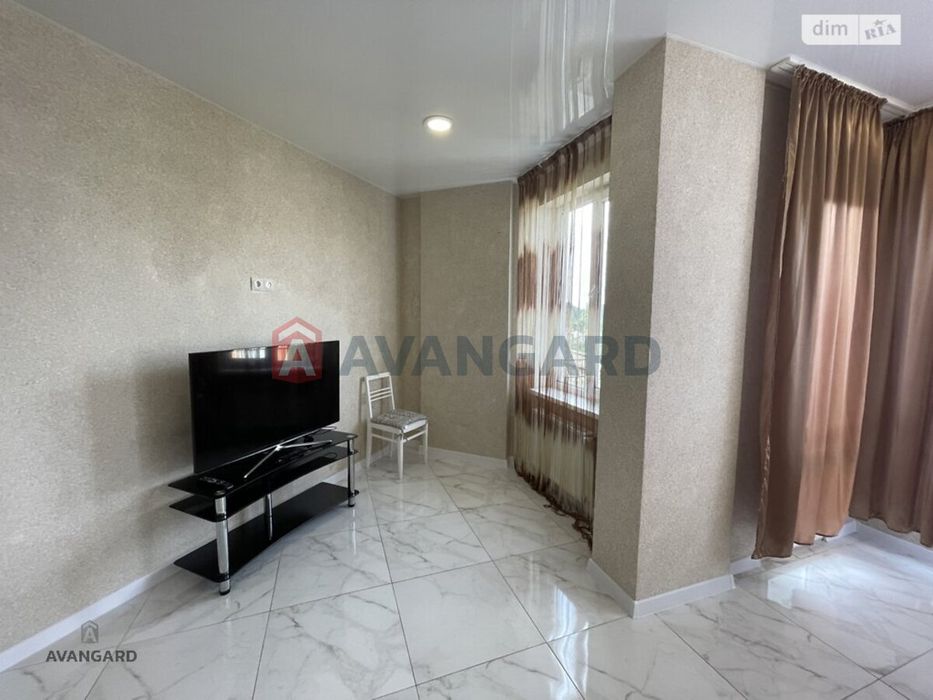 Простора квартира в Агрономічному