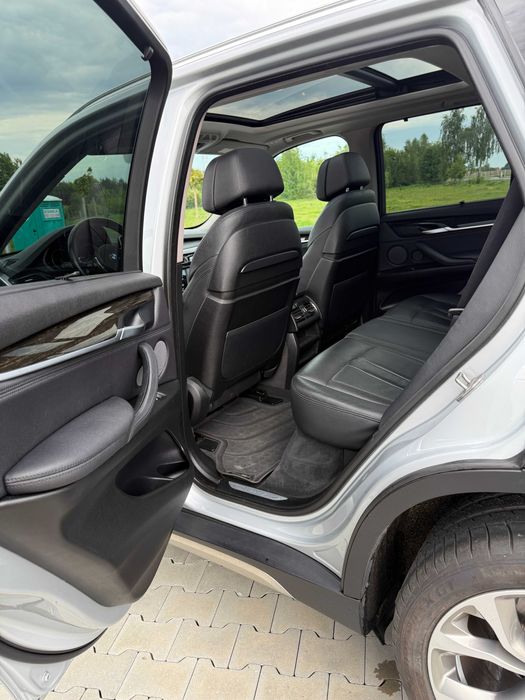 BMW X5 F15 3.0D 258KM bogato wyposażony