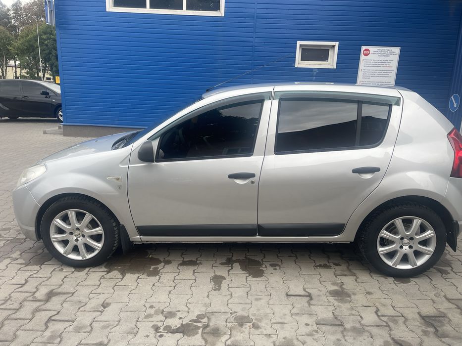 Dacia Sandero 2010