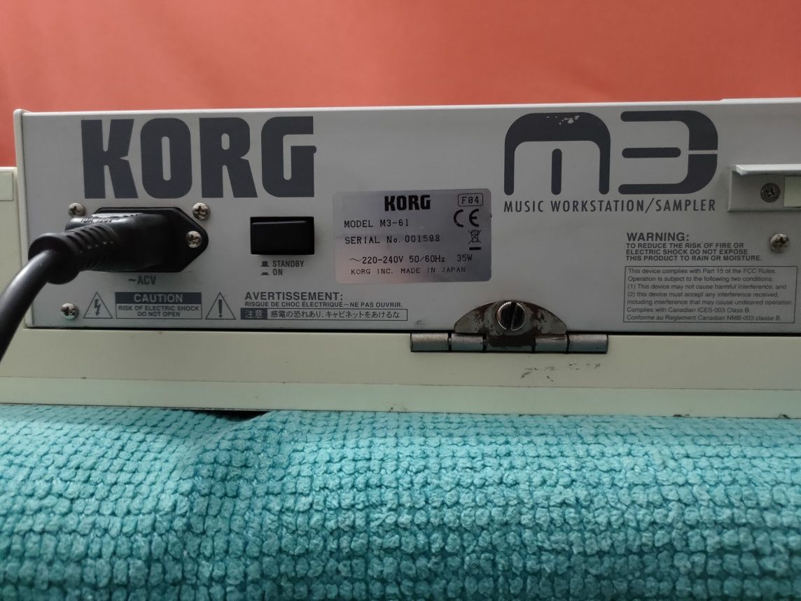 Korg M3 - 61 (Expanded)