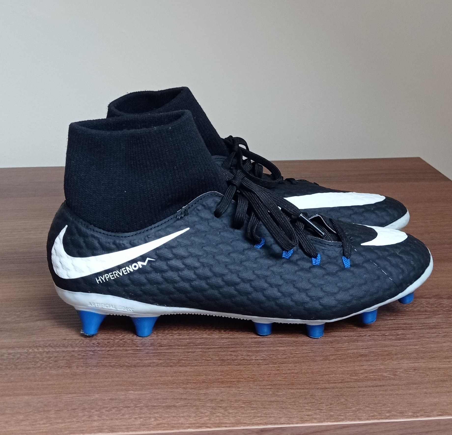 korki nike hypervenom-rozmiar 38.5