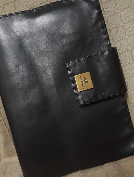 Capa de Agenda / Documentos em pele D Assenta