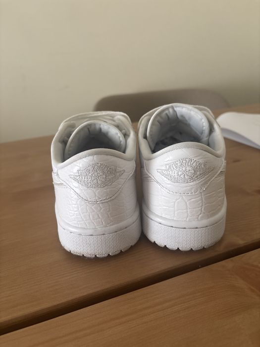 Nike Air Jordan 1 edicao limitada 40,5