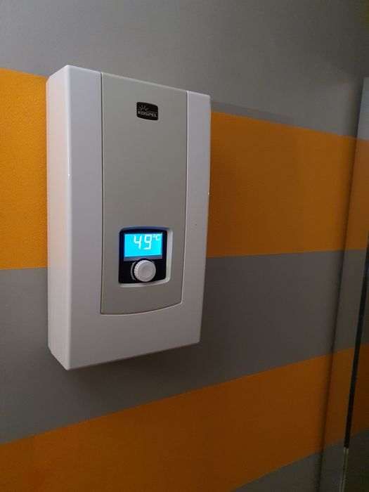 Przepływowy ogrzewacz wody bardzo wydajny !!!