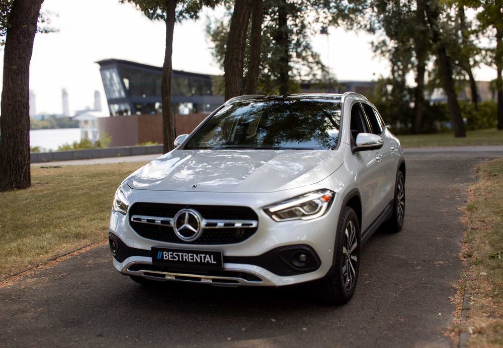Прокат / Оренда Mercedes GLA