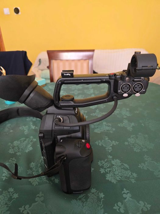Canon EOS C100 Mark II kamera, mały przebieg poniżej 200h.