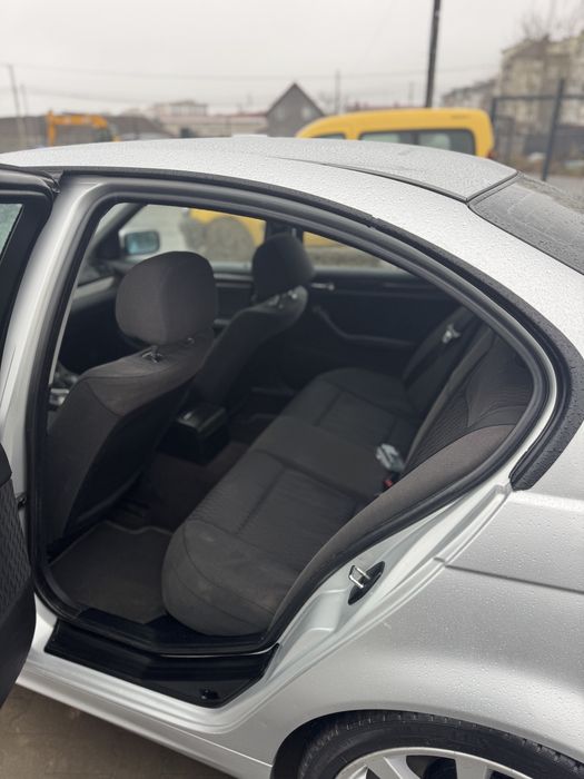 Продам BMW e46 320d