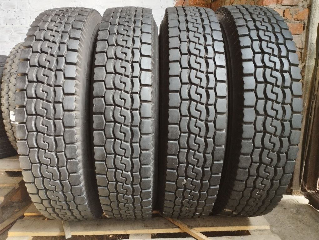 10R22.5 Bridgestone 4 шт