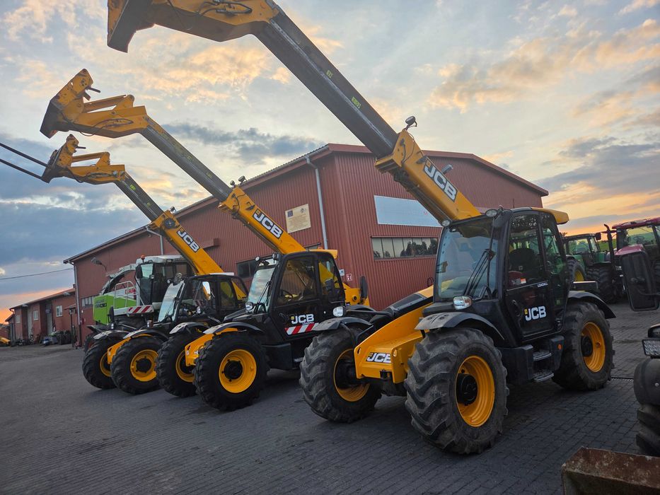 Import jcb 531.70 .541.70 brutto  
 2012..2014.2018 .4 nowe opony