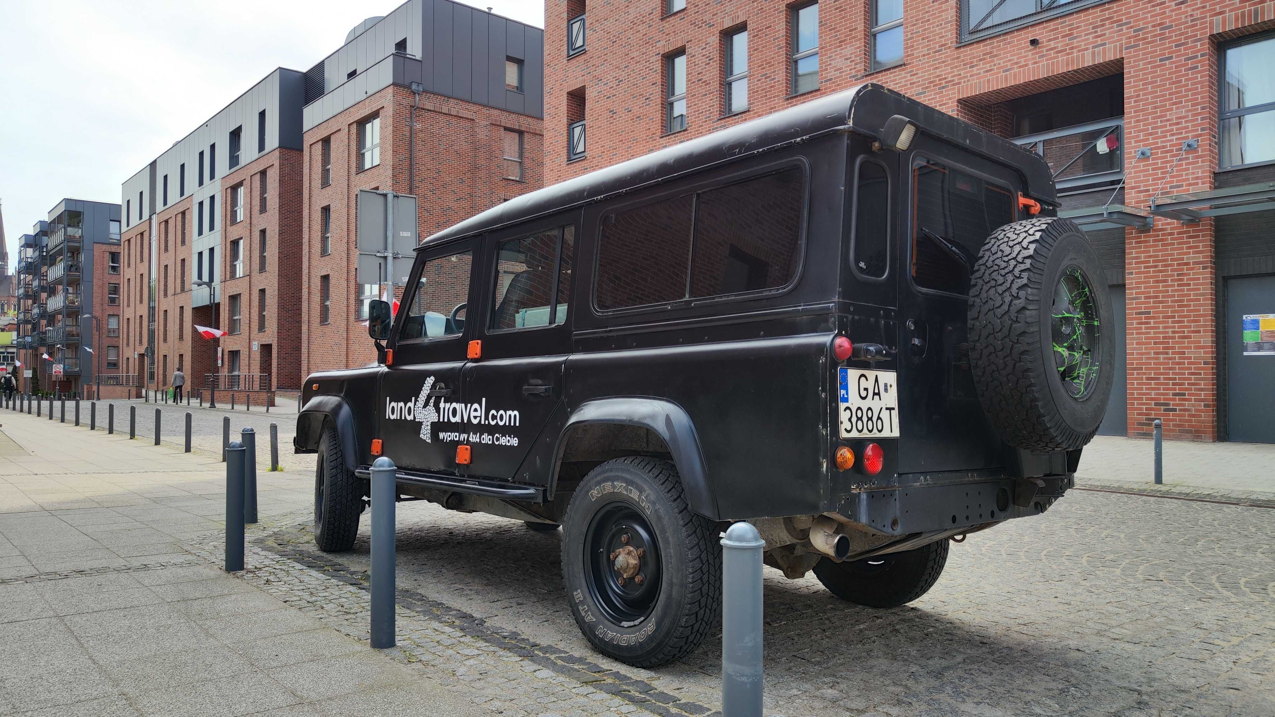 Land Rover Defender 110 2.5 TD5