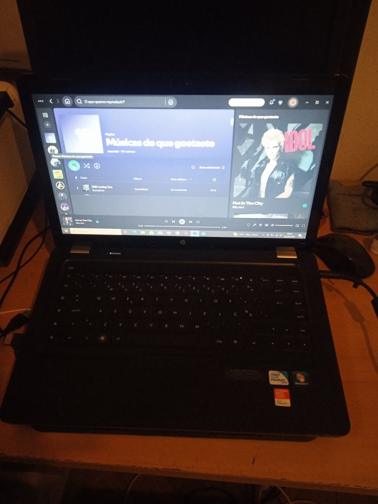 PC " HP" em bom estado