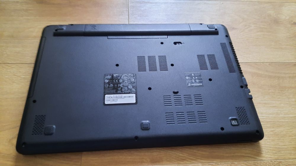 Laptop Acer Aspire e5-571 Intel i3 Windows 10 4gb ram 500gb hd