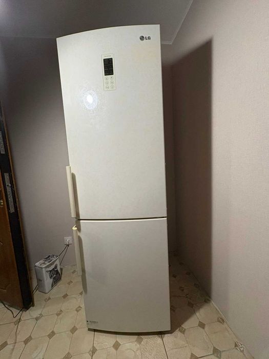 холодильник LG Total No Frost