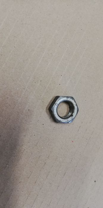 Fiat 126p nakrętka mocujaca kierownicę do wersji FL i EL