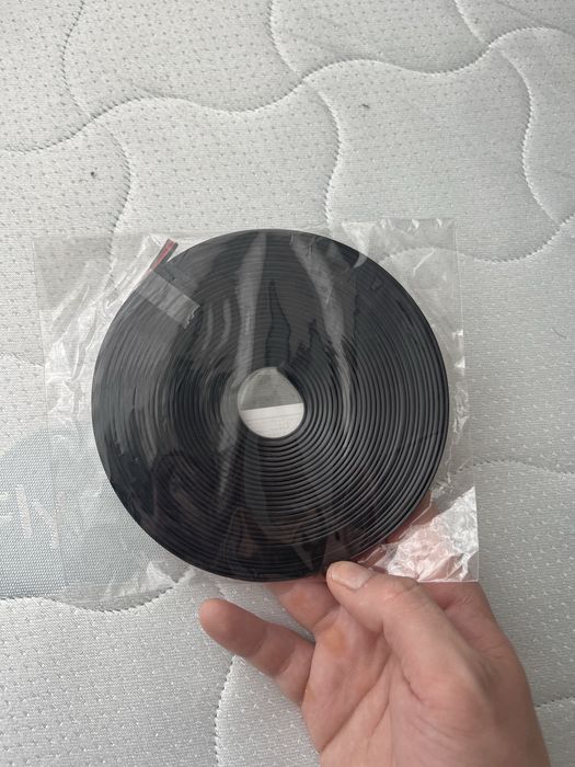 Захисник краю колеса автомобіля. 8М. Чорна