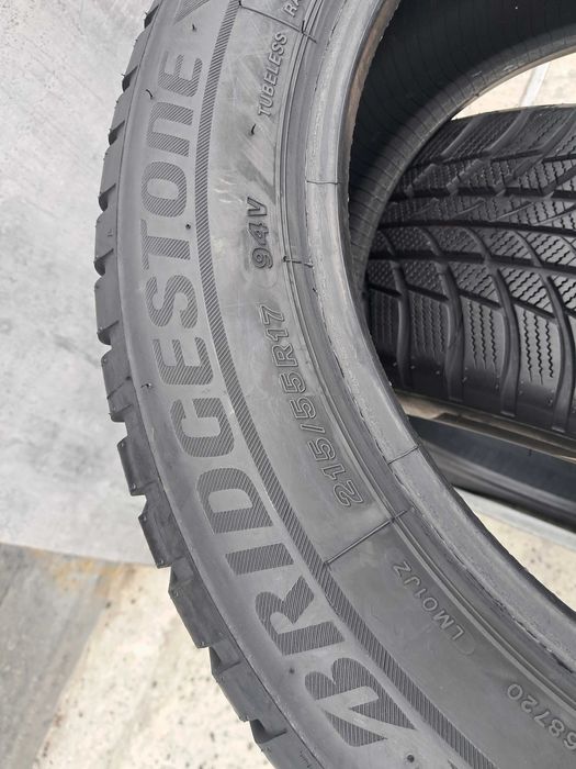 Резина зимова, Bridgestone Blizzak LM001 AO 215/55 R17 (арт.14709)