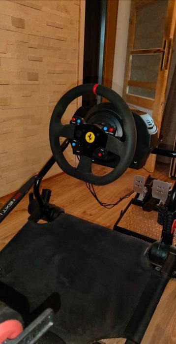 Kierownica T300 Ferrari, pedały + fotel