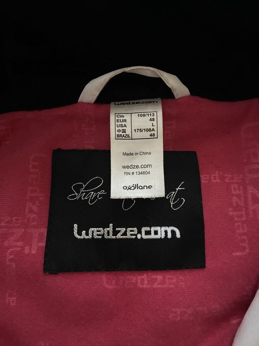 Biała kurtka zimowa narciarska Wedze Decathlon