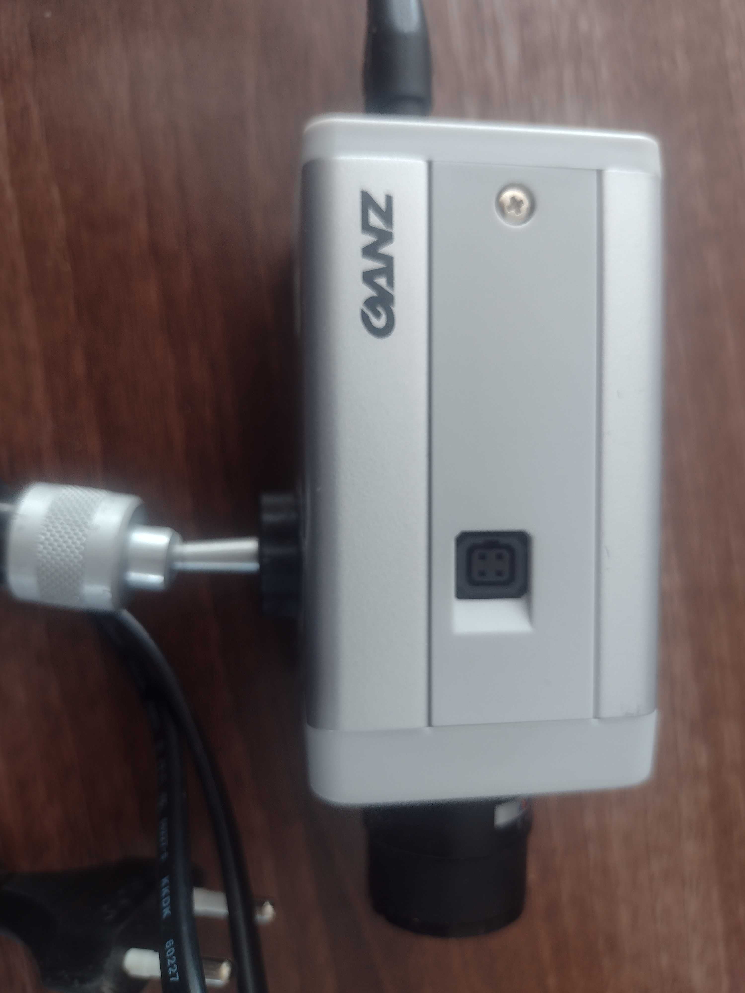 Kamera Ganz zC-YX280PE .   Przetwornik Sony EXview HAD II CCD