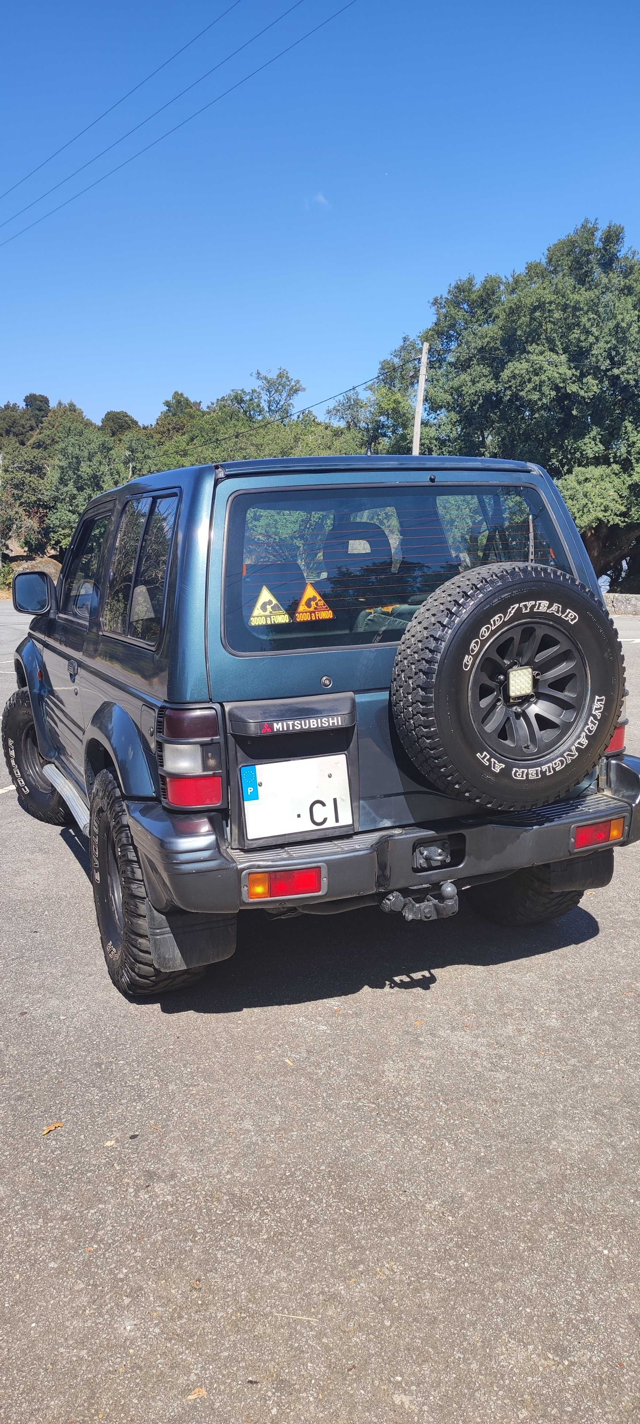 Mitsubishi Pajero GLS (V24) – 2.5 TD 4WD
