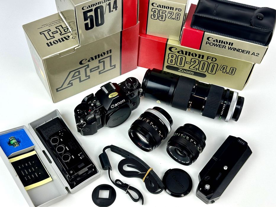 Canon A‑1 + 3 obiektywy + Power Winder A2 + Data Back
