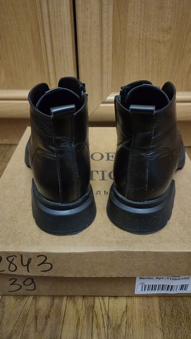 Ботинки 39р, шкіряні, весна осінь