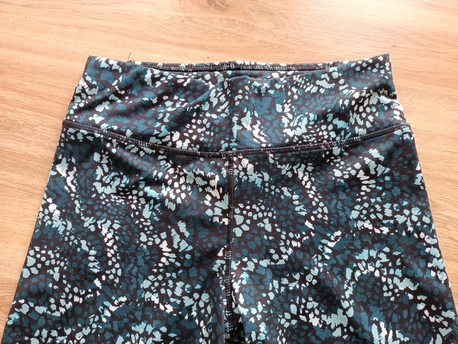 Legginsy, wysoki stan, mocny pas. Legginsy 3/4, siateczka