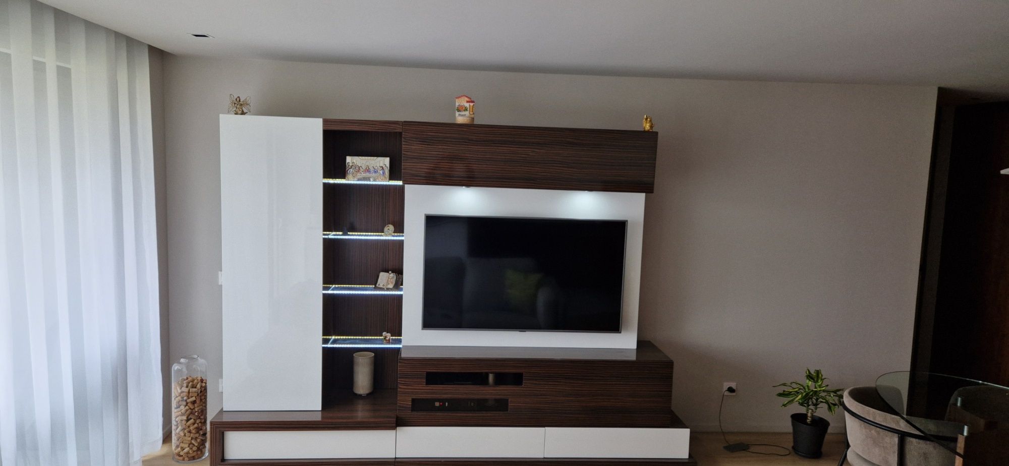 Estante Lacada em branco