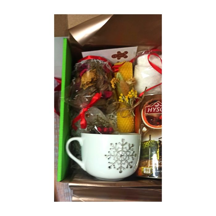 Актуальный большой новогодний бокс, новорічний набір подарунок. Пишите