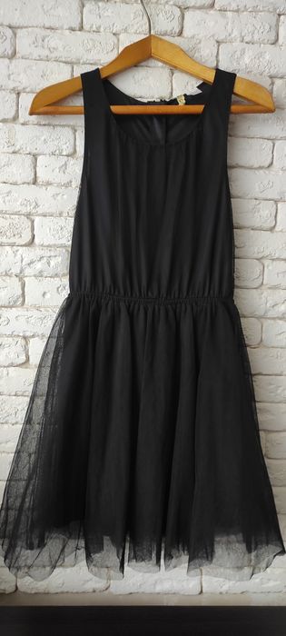 Чёрное фатиновое платье