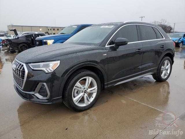 Разборка Audi Q3 SQ3 RSQ3 бампер капот фара крыло дверь зачасти шрот