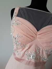 Нарядное платье розового цвета с вышивкой на выпускной, свадьбу