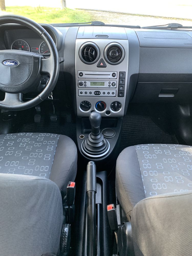 Ford Fusion 1.2 // 2005 Impecável